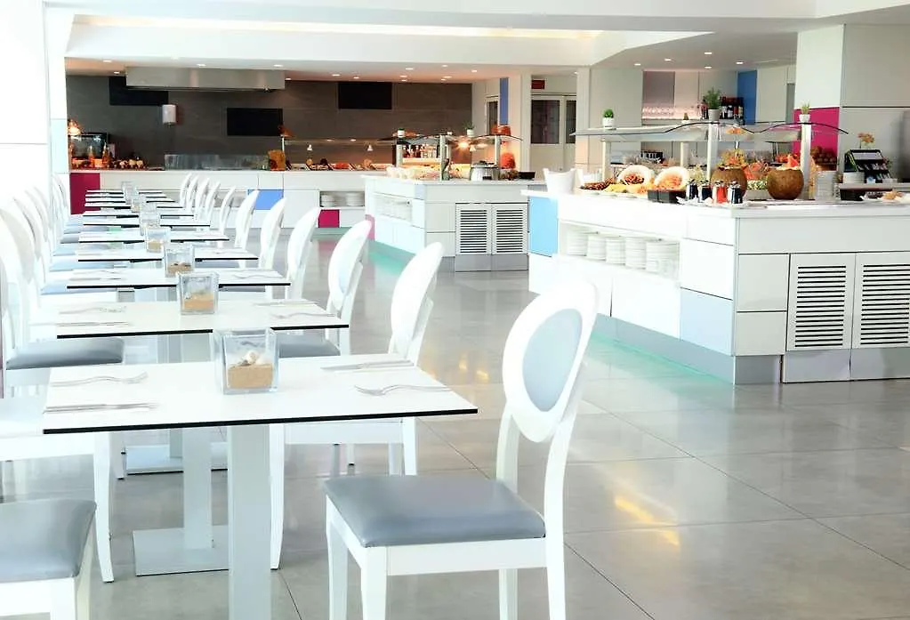 פלאייה דל אינגלז Labranda Marieta & Spa - Adults Only מלון